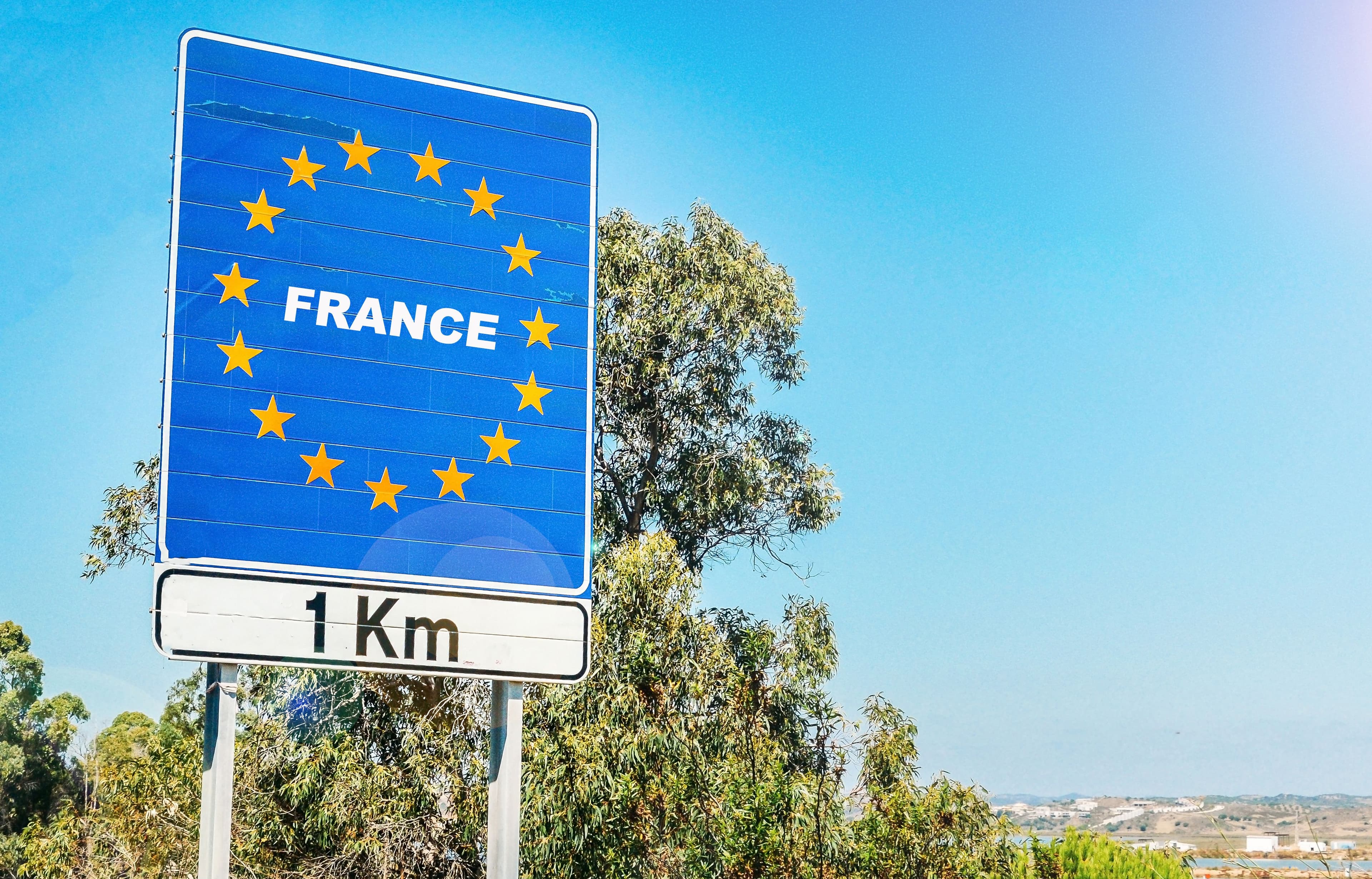 france border sign